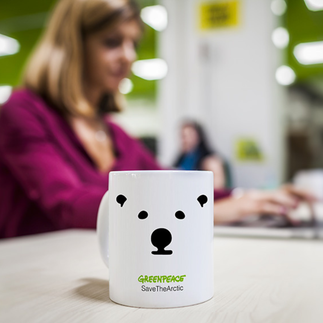 tazza save the arctic in ufficio